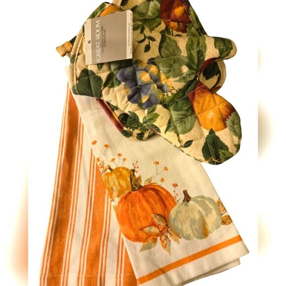 Thanksgiving Fall Harvest Kitchen Linens 2 Dish Towels Oven Mitt Pot Holder NWT - Picture 1 of 10
